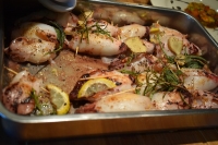 Tintenfisch mit Kartöffelchen - Calamar abrasado con patatas doradas