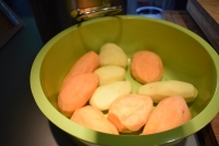 Süßkartoffelpüree mit Erdnüssen